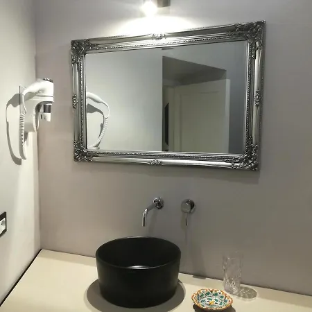 Persiane Al Cassaro B&B